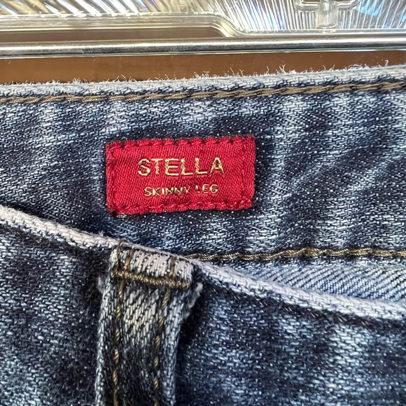 Express Stella skinny leg jean size 4 reg - Picture 6 of 6